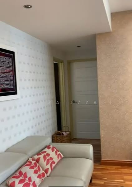 Kondominium untuk Dijual di Rivercity Condominium - Izzaza Izzati - Living Room - PropertyGuru.com.my