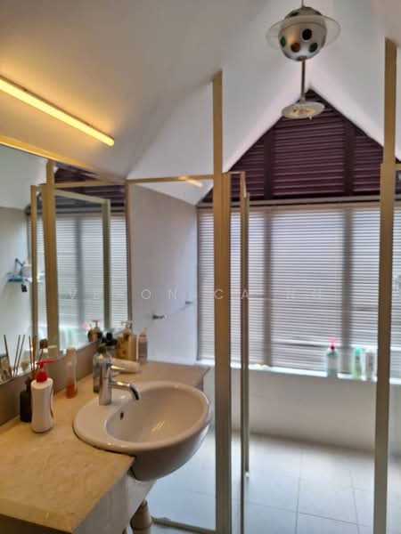 Rumah Berkembar untuk Dijual di Sri Hartamas (Kuala Lumpur) - Veronica Ng - Bathroom - PropertyGuru.com.my