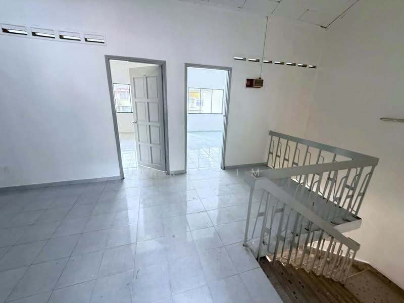 Rumah Teres 2-Tingkat untuk Dijual di Taman Pelangi (Johor Bahru) - Karl Lim - Interior - PropertyGuru.com.my