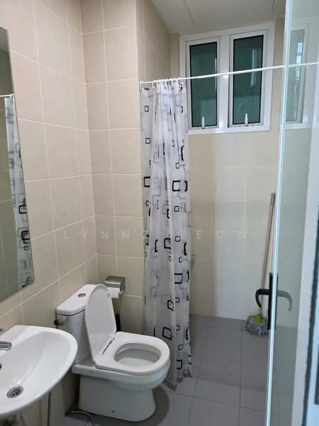 Kondominium untuk Disewa di Southbay Plaza - Lynnz Seow - Bathroom - PropertyGuru.com.my