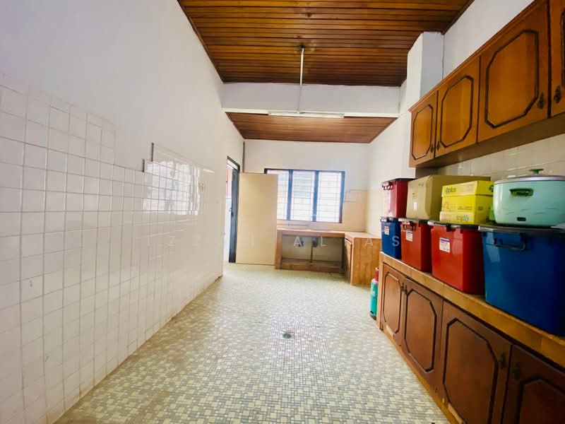 Rumah Teres 1-Tingkat untuk Dijual di Taman Permata (Ulu Kelang) - Izzah Alias - Kitchen - PropertyGuru.com.my