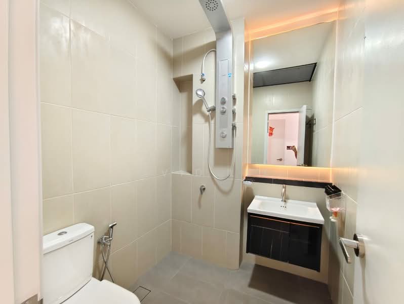Semi-Detached House for Sale in Kota Emerald (Rawang) - David Lee - Bathroom - PropertyGuru.com.my
