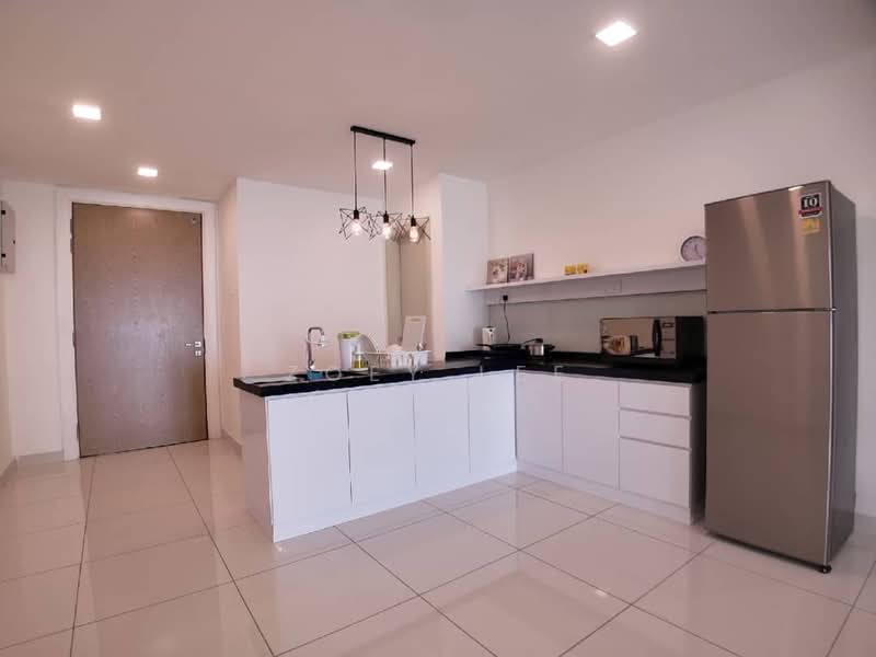 Service Residence for Sale at Southkey Mosaic - Zoey Lee - Kitchen - PropertyGuru.com.my