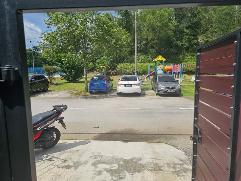 2-storey Terraced House for Sale in Bandar Bukit Puchong (Puchong) - Ellyssa Lee - Exterior - PropertyGuru.com.my