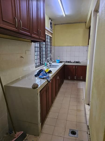 2-storey Terraced House for Sale in Bandar Bukit Puchong (Puchong) - Ellyssa Lee - Kitchen - PropertyGuru.com.my