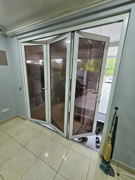 2-storey Terraced House for Sale in Bandar Bukit Puchong (Puchong) - Ellyssa Lee - Entrance - PropertyGuru.com.my