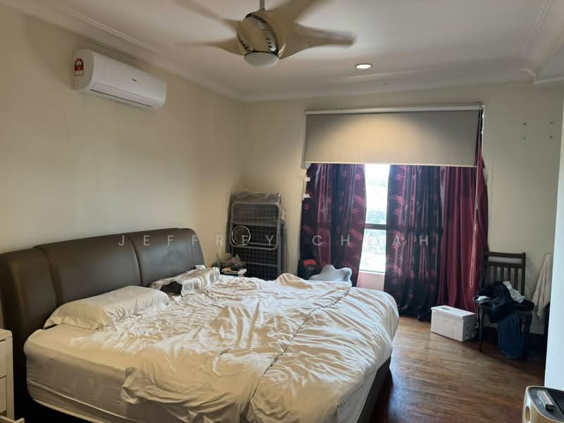 Kondominium untuk Dijual di Casa Tropicana - Jeffrey Cheah - Bedroom - PropertyGuru.com.my