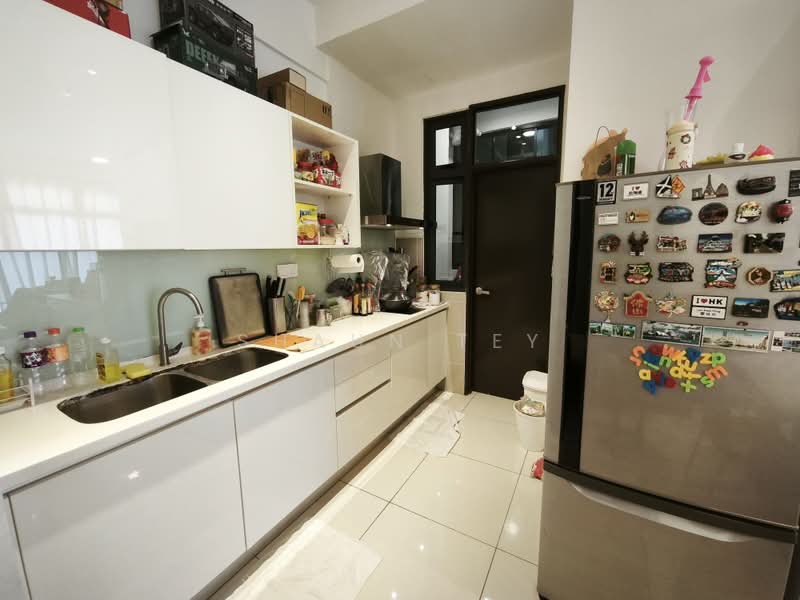 Service Residence for Sale at 8Scape Residence @ Sutera - Shaun Tey - PropertyGuru.com.my