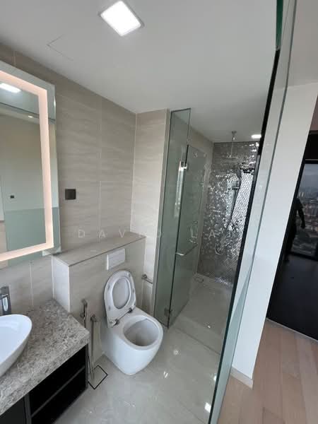 Service Residence for Sale at Star Residences One - David Lai - Bathroom - PropertyGuru.com.my
