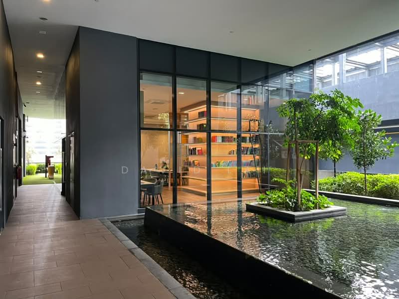 Service Residence for Sale at Star Residences One - David Lai - Corridor - PropertyGuru.com.my