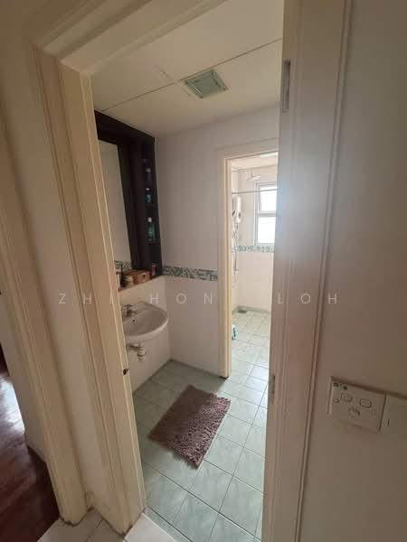 Kondominium untuk Disewa di Seri Maya Condominium - Zhi Hong Loh - Bathroom - PropertyGuru.com.my