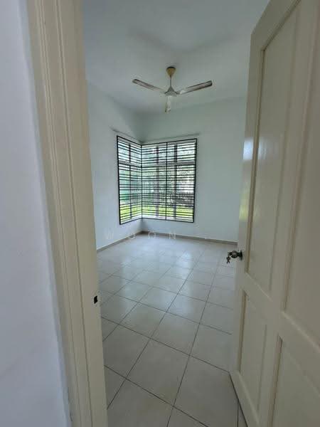Bungalow House for Sale in Taman Belimbing Setia (Durian Tunggal) - Woon . - Interior - PropertyGuru.com.my