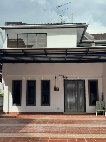 Rumah Teres 2-Tingkat untuk Dijual di Taman Johor Jaya (Johor Bahru) - April Chin - Exterior - PropertyGuru.com.my