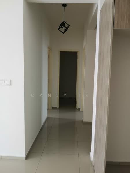 Kediaman Servis untuk Disewa di Gravit8, Klang - Canly Tee - Corridor - PropertyGuru.com.my