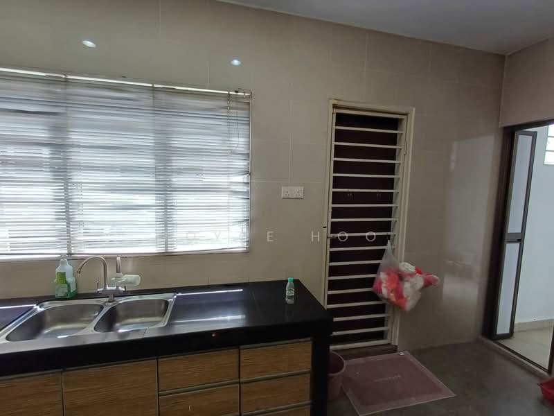 2-storey Terraced House for Sale in Bandar Puteri Puchong (Puchong) - Joyce Hoo - Kitchen - PropertyGuru.com.my