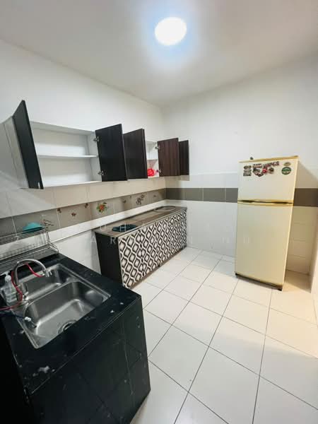 Apartment for Rent at Residensi Alam Damai (PR1MA @ Alam Damai) - Muhammad Zulkarnain Nur Salim - Kitchen - PropertyGuru.com.my