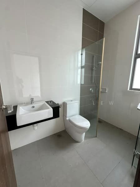 Semi-Detached House for Sale in Johor Bahru (Johor) - Desmond Lew - Bathroom - PropertyGuru.com.my