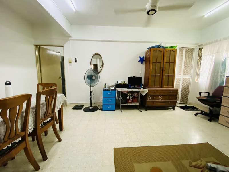 Rumah Teres 2-Tingkat untuk Dijual di Taman Permata (Ulu Kelang) - Izzah Alias - Living Room - PropertyGuru.com.my