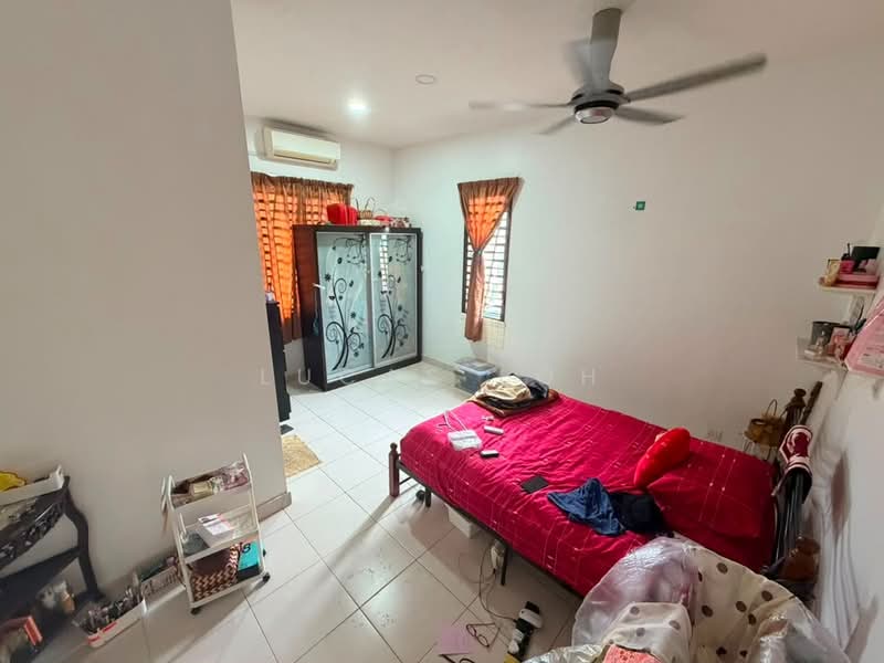 2-storey Terraced House for Sale in Bandar Seri Coalfields (Sungai Buloh) - Lucas Loh - Bedroom - PropertyGuru.com.my