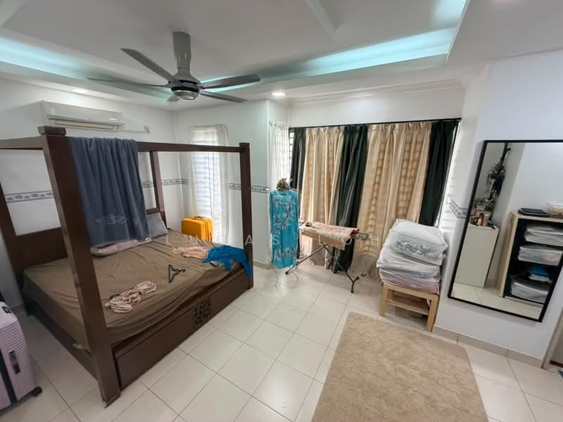 2-storey Terraced House for Sale in Bandar Seri Coalfields (Sungai Buloh) - Lucas Loh - Bedroom - PropertyGuru.com.my