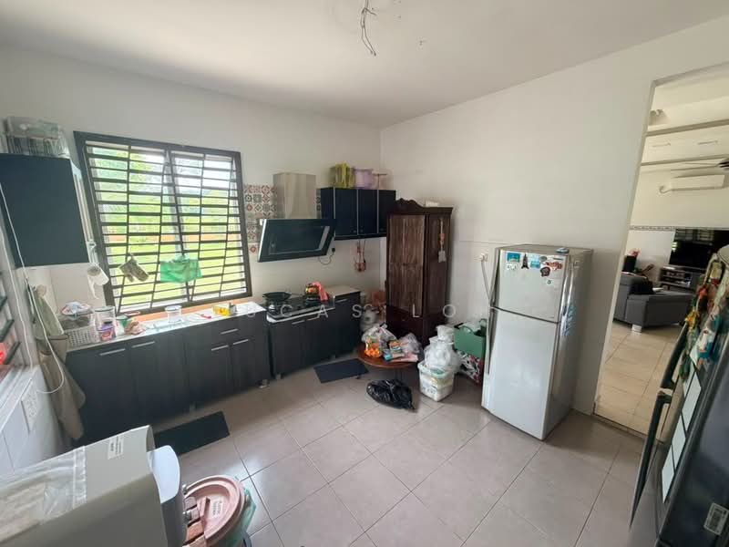 2-storey Terraced House for Sale in Bandar Seri Coalfields (Sungai Buloh) - Lucas Loh - Kitchen - PropertyGuru.com.my
