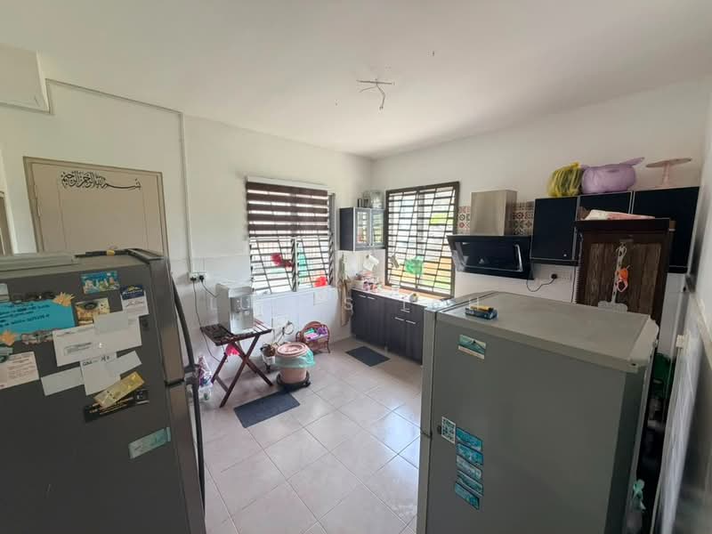 2-storey Terraced House for Sale in Bandar Seri Coalfields (Sungai Buloh) - Lucas Loh - Kitchen - PropertyGuru.com.my