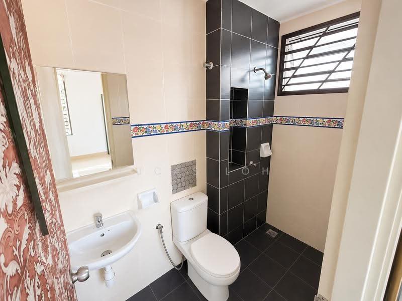 2-storey Terraced House for Sale in Bandar Seri Coalfields (Sungai Buloh) - Lucas Loh - Bathroom - PropertyGuru.com.my