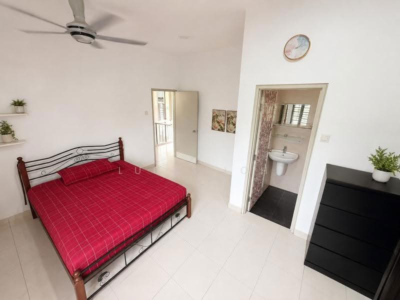 2-storey Terraced House for Sale in Bandar Seri Coalfields (Sungai Buloh) - Lucas Loh - Bedroom - PropertyGuru.com.my