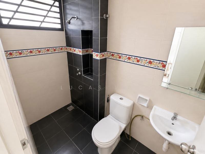 2-storey Terraced House for Sale in Bandar Seri Coalfields (Sungai Buloh) - Lucas Loh - Bathroom - PropertyGuru.com.my