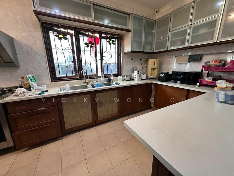 Rumah Teres 2-Tingkat untuk Dijual di Taman Segar Perdana (Cheras) - Vickky Wong CF - Kitchen - PropertyGuru.com.my