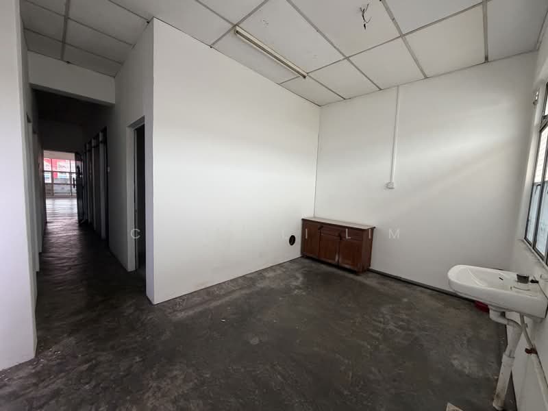 Office for Rent in Taman Aman (Kluang) - Chin Wei Lim - PropertyGuru.com.my