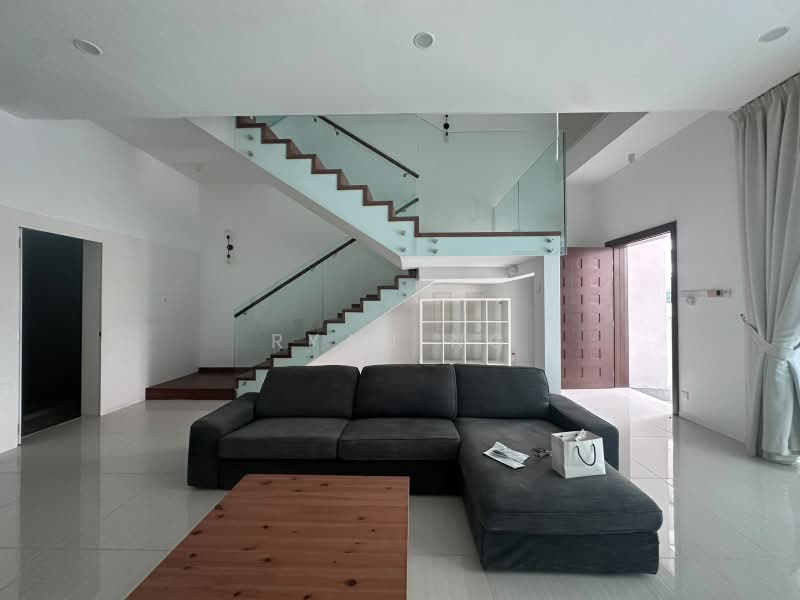 Rumah Berkembar untuk Disewa di Tanjung Bungah (Penang) - Ryan Ng - Living Room - PropertyGuru.com.my