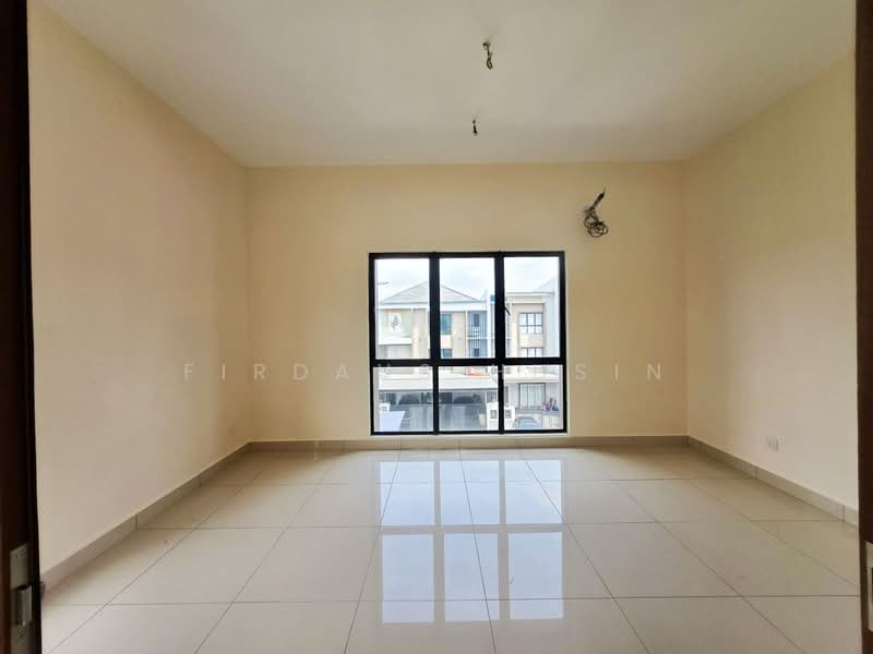 3-storey Terraced House for Sale in Gombak (Selangor) - Firdaus Husin - PropertyGuru.com.my
