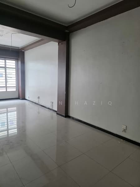 Office for Rent in Shah Alam (Selangor) - Aiman Haziq - Interior - PropertyGuru.com.my