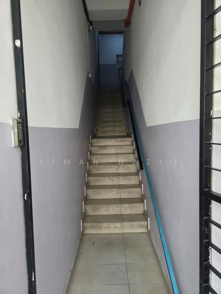 Office for Rent in Shah Alam (Selangor) - Aiman Haziq - Corridor - PropertyGuru.com.my