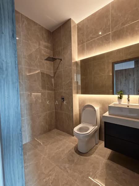 2-storey Terraced House for Sale in Klebang (Melaka) - Kak Yi - Bathroom - PropertyGuru.com.my