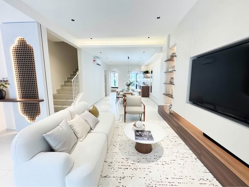 Rumah Teres 2-Tingkat untuk Dijual di Taman Selayang Jaya (Selayang) - Thony Tan - Living Room - PropertyGuru.com.my
