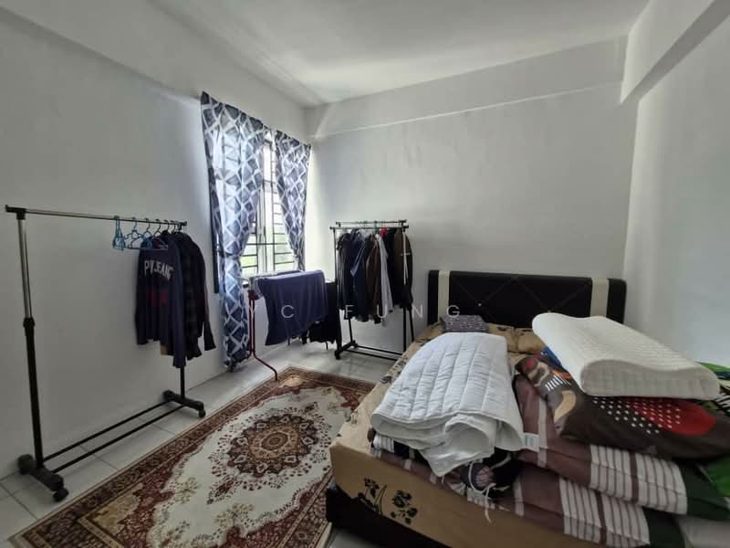Apartment for Sale at Pangsapuri Pulai Mutiara - YC Fung - Bedroom - PropertyGuru.com.my
