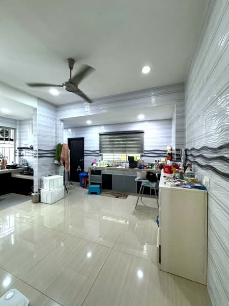 2-storey Terraced House for Sale in Taman Gaya (Ulu Tiram) - Karl Lim - Kitchen - PropertyGuru.com.my