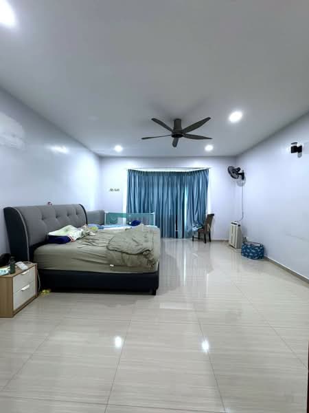 2-storey Terraced House for Sale in Taman Gaya (Ulu Tiram) - Karl Lim - Bedroom - PropertyGuru.com.my