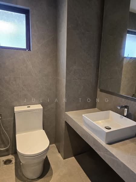 Kondominium untuk Disewa di Hartamas Regency 1 - Julian Tong - Bathroom - PropertyGuru.com.my