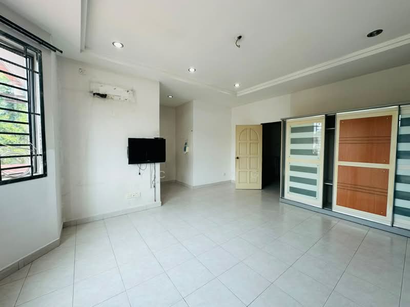 Rumah Teres 2-Tingkat untuk Dijual di Taman Nusa Bestari (Iskandar Puteri (Nusajaya)) - YC Fung - Living Room - PropertyGuru.com.my