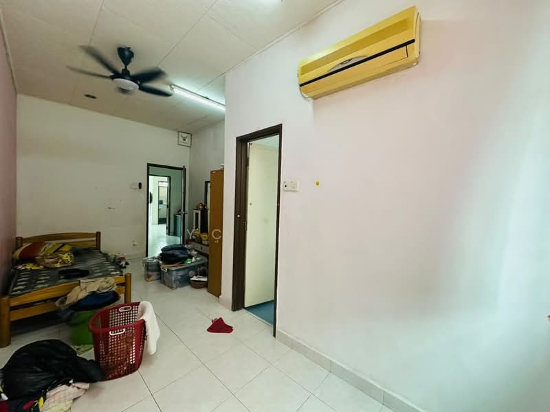 Rumah Teres 2-Tingkat untuk Dijual di Taman Nusa Bestari (Iskandar Puteri (Nusajaya)) - YC Fung - Bedroom - PropertyGuru.com.my