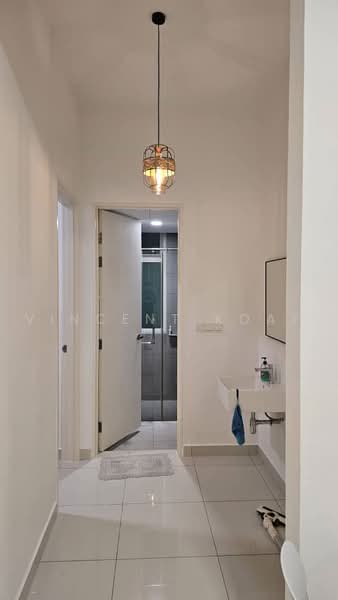 Kondominium untuk Disewa di Ferringhi Residence 2 - Vincent Koay - Corridor - PropertyGuru.com.my
