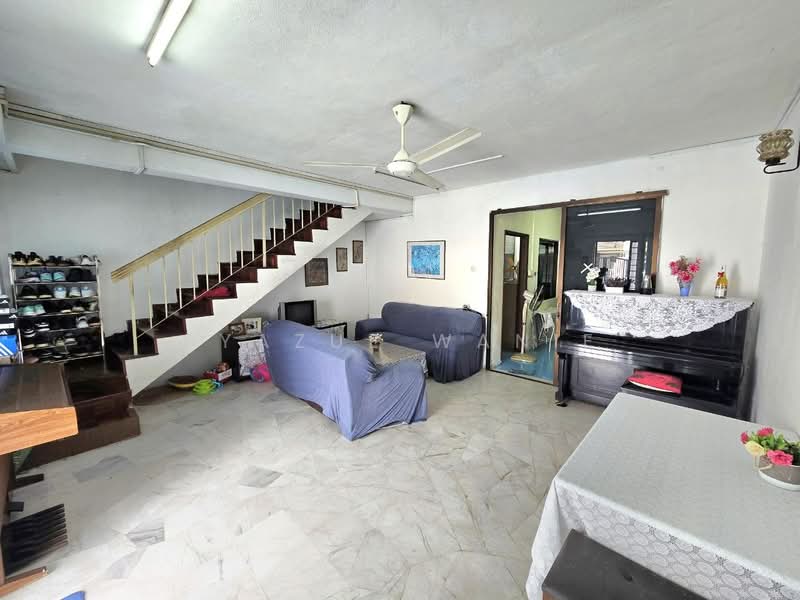 Rumah Teres 2-Tingkat untuk Dijual di Pandan Indah (Selangor) - Syazue Wanie - Living Room - PropertyGuru.com.my
