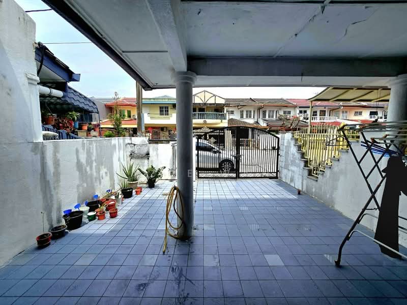Rumah Teres 2-Tingkat untuk Dijual di Pandan Indah (Selangor) - Syazue Wanie - Exterior - PropertyGuru.com.my