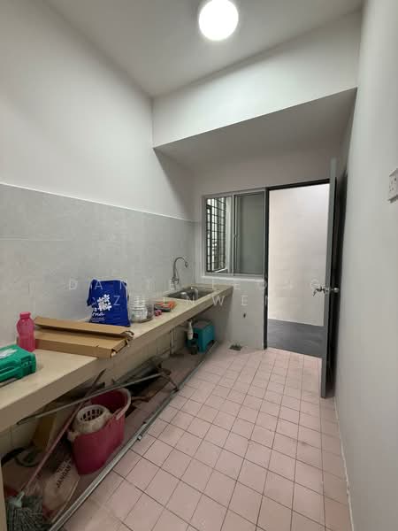 Office for Rent in Taman Connaught (Cheras) - Dante Leong Zhenwen - Kitchen - PropertyGuru.com.my
