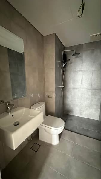 Kediaman Servis untuk Dijual di Teja @ Subang Jaya City Centre (SJCC) - Edmund Lee - Bathroom - PropertyGuru.com.my