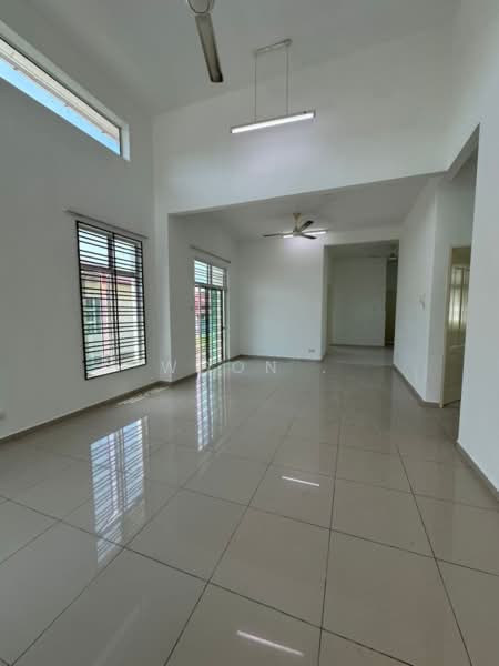 Bungalow House untuk Disewa di Taman Belimbing Setia (Durian Tunggal) - Woon . - Living Room - PropertyGuru.com.my