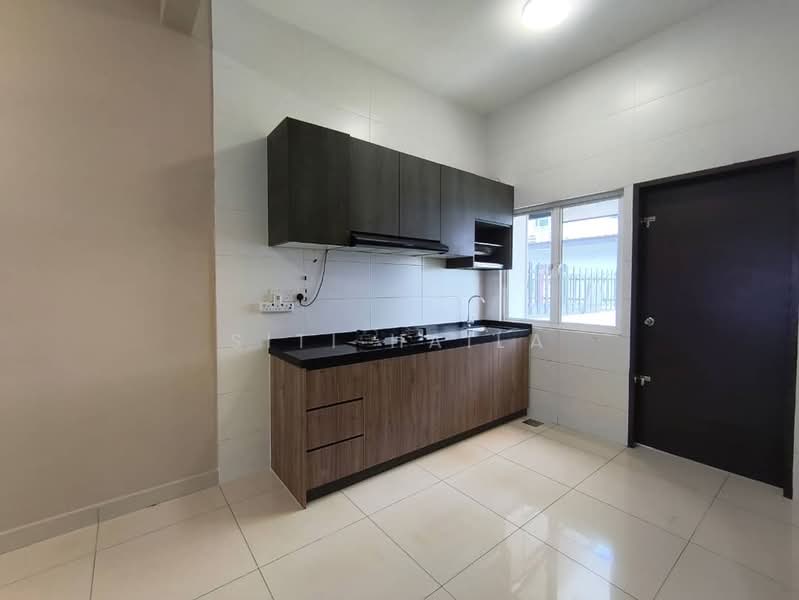 2-storey Terraced House for Sale in Cyberjaya (Selangor) - Siti Haila - Kitchen - PropertyGuru.com.my